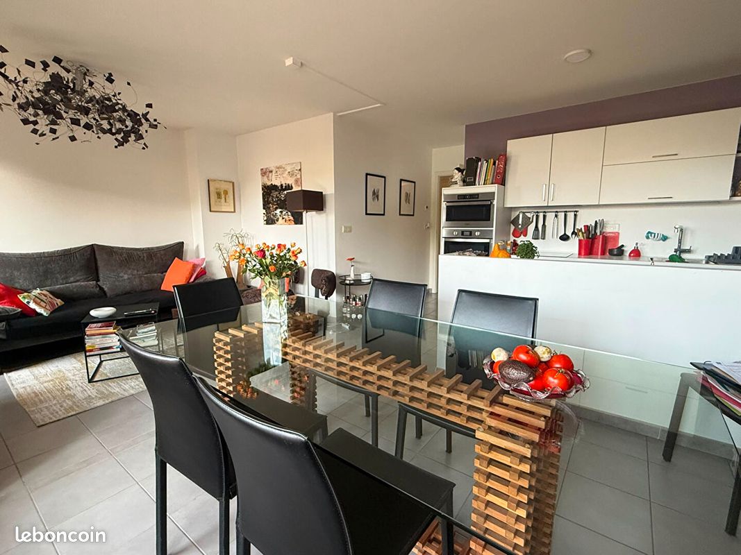 Appartement 3 pièces 57 m² · à La Rochelle · 57 m² · 78 200 €