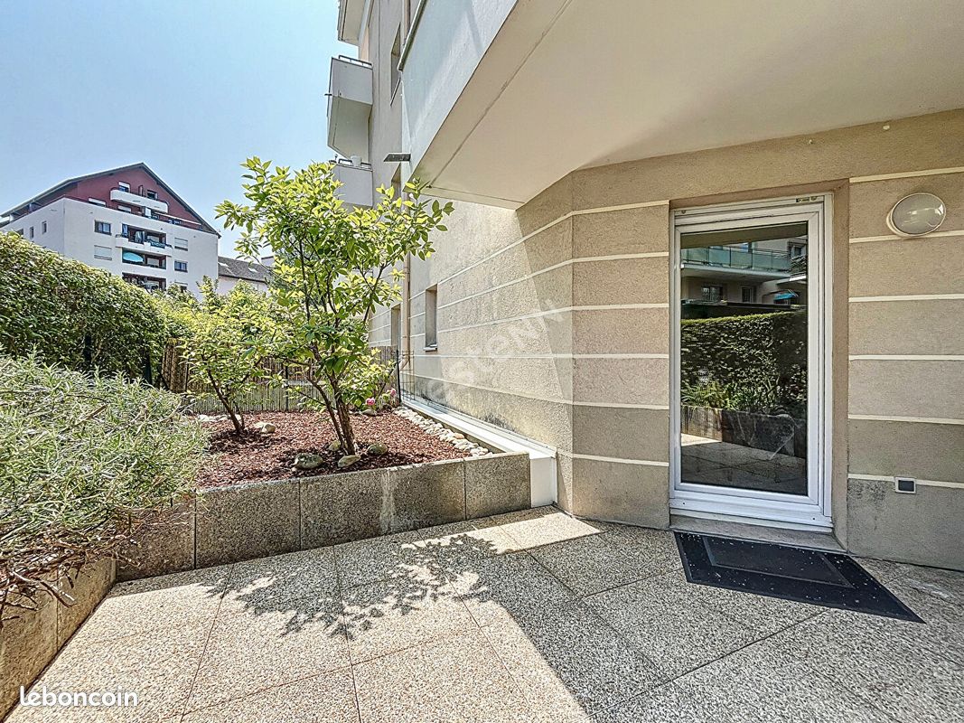 Appartement 1 pièce 25 m² · à Annecy · 25 m² · 690 €