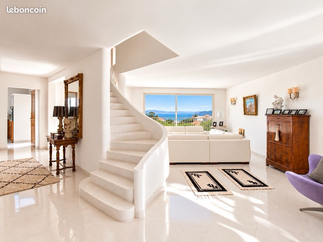 Appartement 4 pièces 140 m² · à L'Île-Rousse · 140 m² · 890 000 €