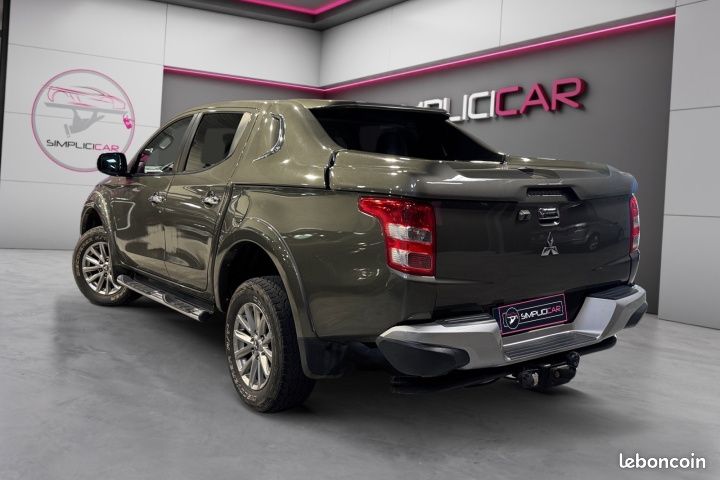 MITSUBISHI L200 DOUBLE CAB 2.4 DI-D 181 INSTYLE BA 181Ch Garantie 12 mois (image 3)