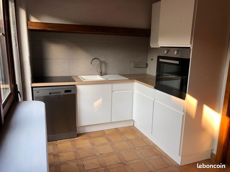 Appartement 6 pièces 160 m² · à Bousbach · 160 m² · 990 €/mois