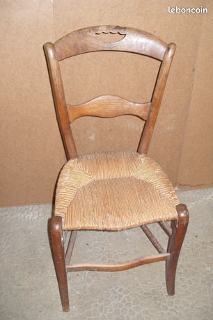Chaise en bois