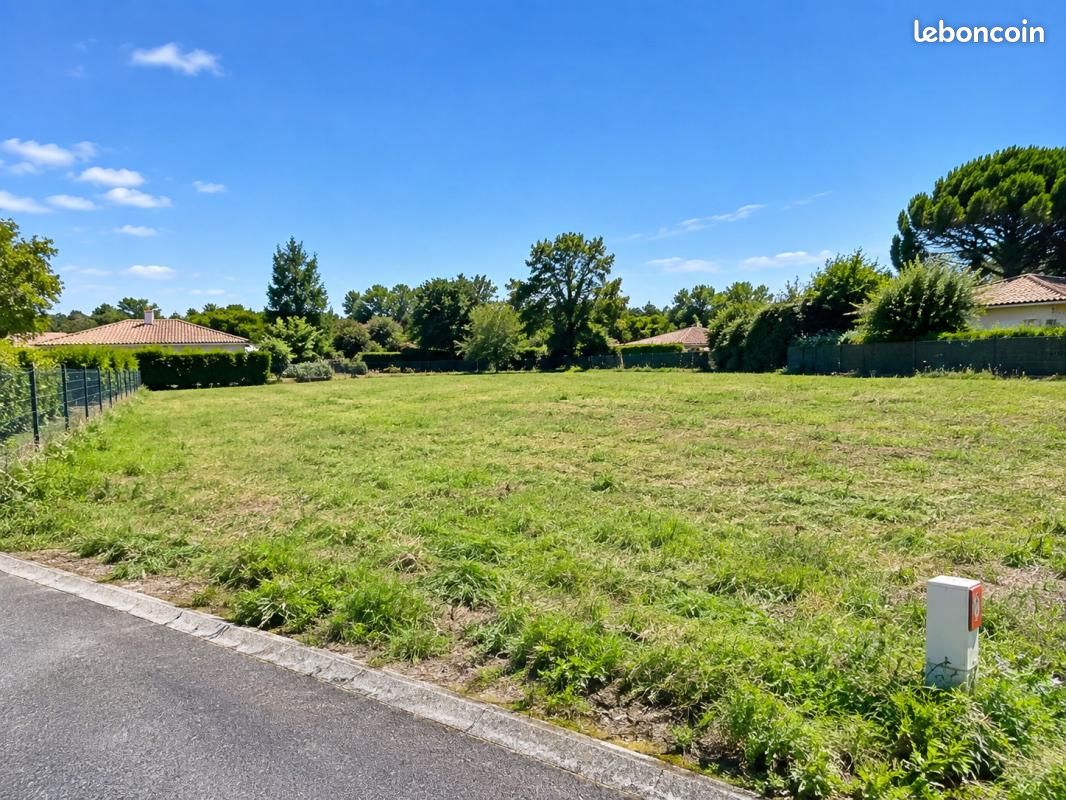 Terrain 720 m² Saint Maixant · à Saint-Maixant · 80 000 €