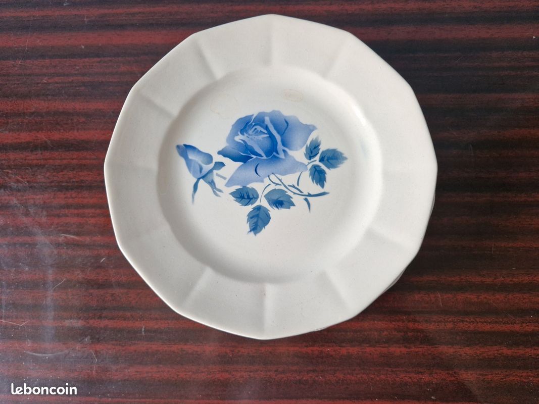Lot de 12 assiettes à dessert rose bleue Digoin/Sarreguemines (image 1)