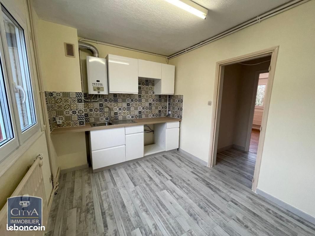 Appartement 3 pièces 68 m² · à Maubeuge · 68 m² · 705 €/mois