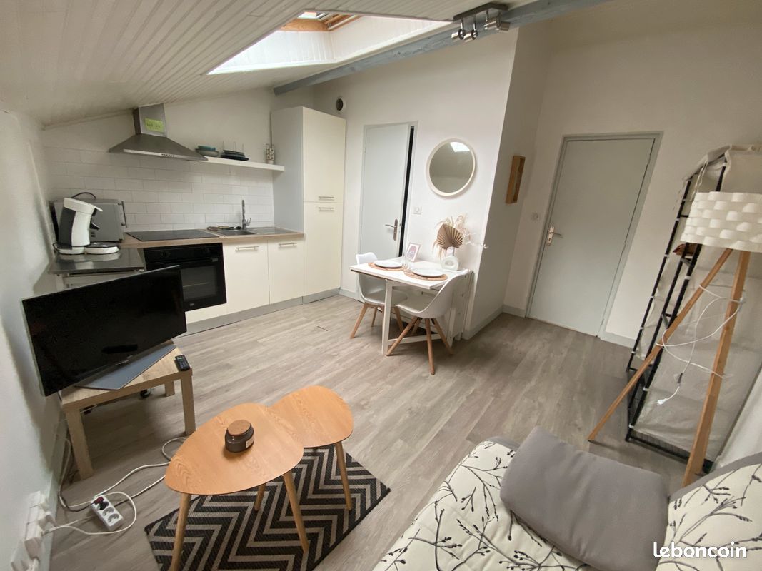 Appartement 1 pièce 16 m² · à Poitiers · 15,7 m² · 410 €/mois