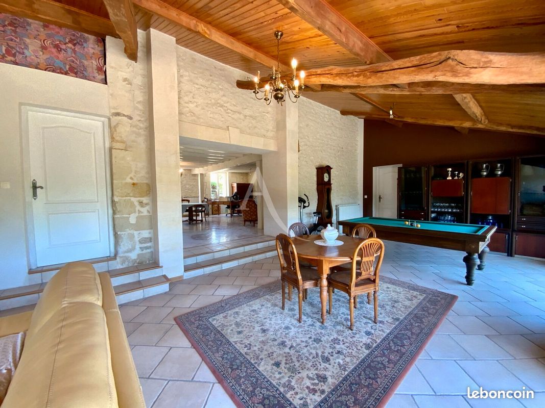 Maison 6 pièces 163 m² · à Saint-Ciers-du-Taillon · 163 m² · 178 500 €