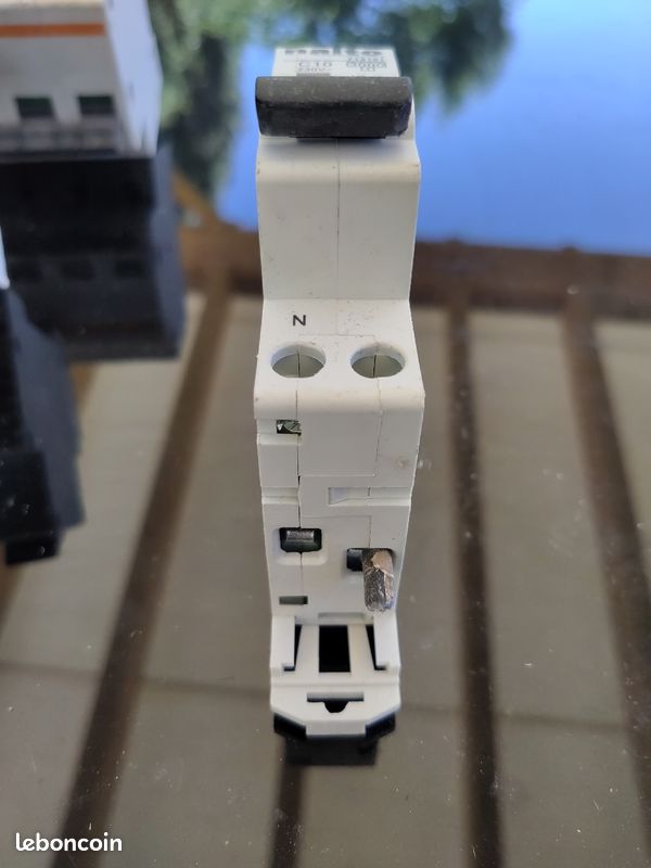 Disjoncteur nalto 10A (image 3)