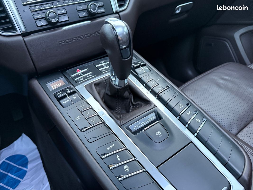 PORSCHE MACAN 3.0D 258 S Toit Pano bose hayon elec sièges élec à mémoires jantes turbo Garantie 12 Mois (image 23)