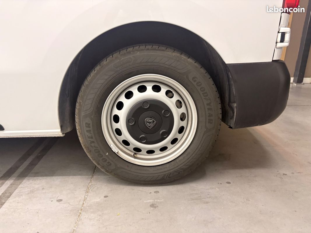Peugeot EXPERT FOURGON M (L2) Cabine Repliable entretien complet/6 places (image 35)