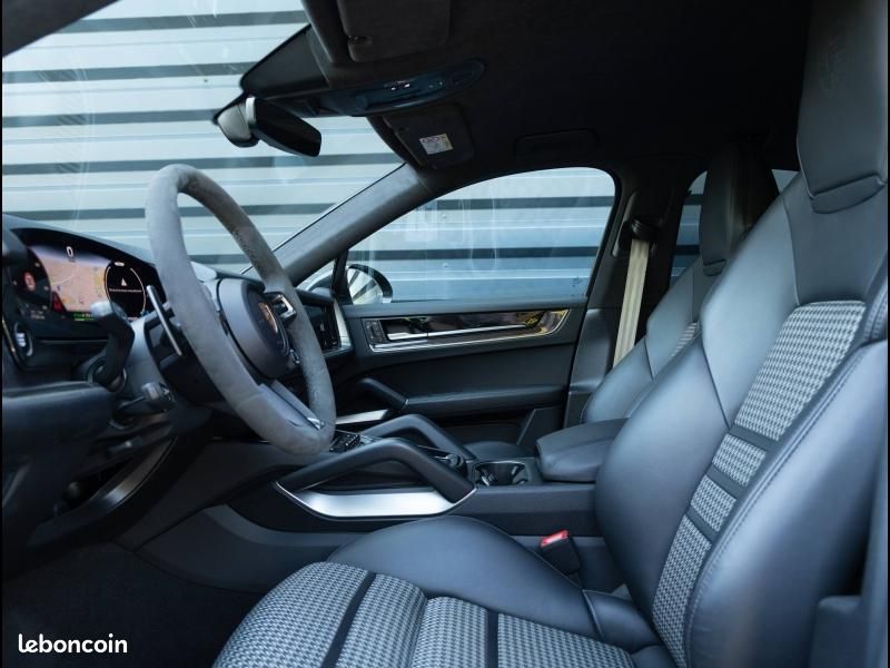 Porsche Cayenne Coupé 3.0 V6 519ch S E-Hybrid (image 8)