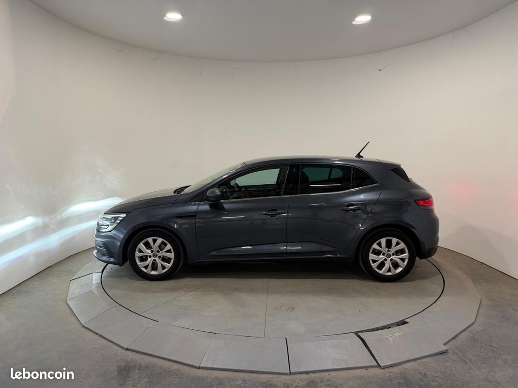 Renault Megane 1.3 TCe 140ch FAP Intens EDC (image 4)