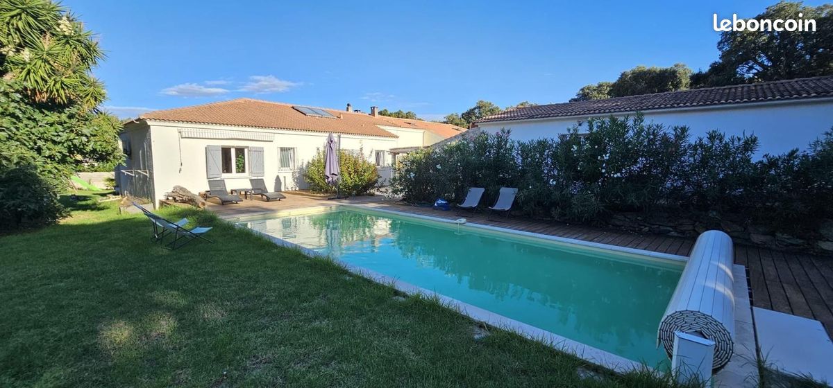Maison 7 pièces 185 m² · à Biguglia · 185 m² · 2 400 €/mois