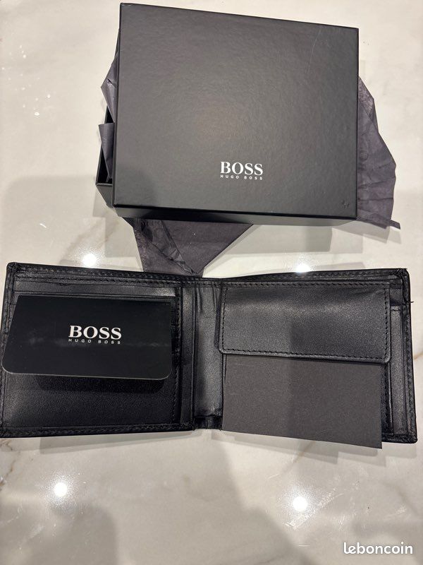 Porte feuille HUGO BOSS neuf (image 2)