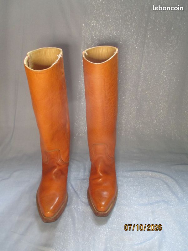 Superbes Bottes Western 100% Cuir P.42 (image 2)