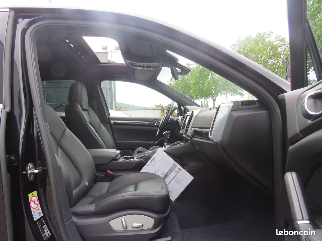 Porsche CAYENNE (958) S HYBRID (image 21)
