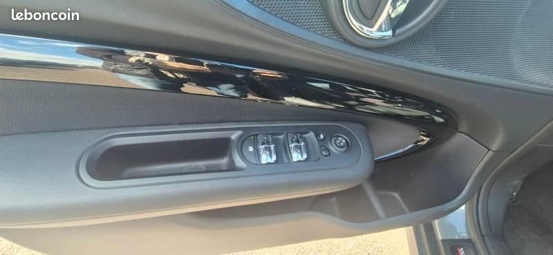 Mini CLUBMAN John Cooper Works 306 ch BVA8 (image 13)