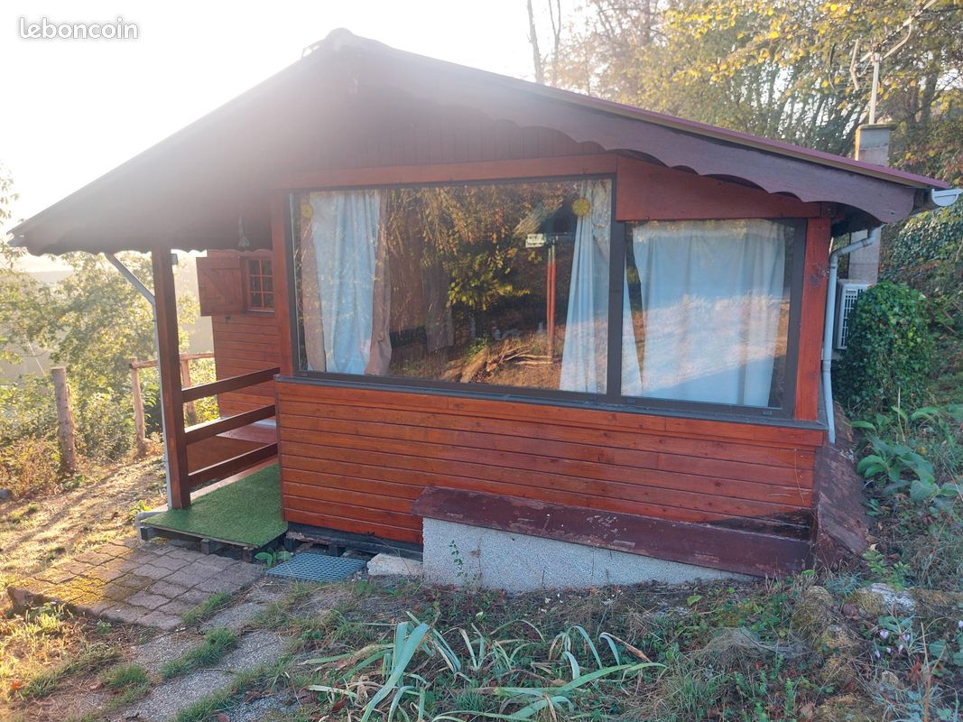 Maison 3 pièces 53 m² · à La Chapelle-sous-Uchon · 53 m² · 60 000 €