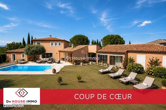 Propriété 8 pièces 261 m²
