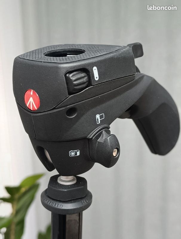 Trépied manfrotto Compact action N-BK (image 3)