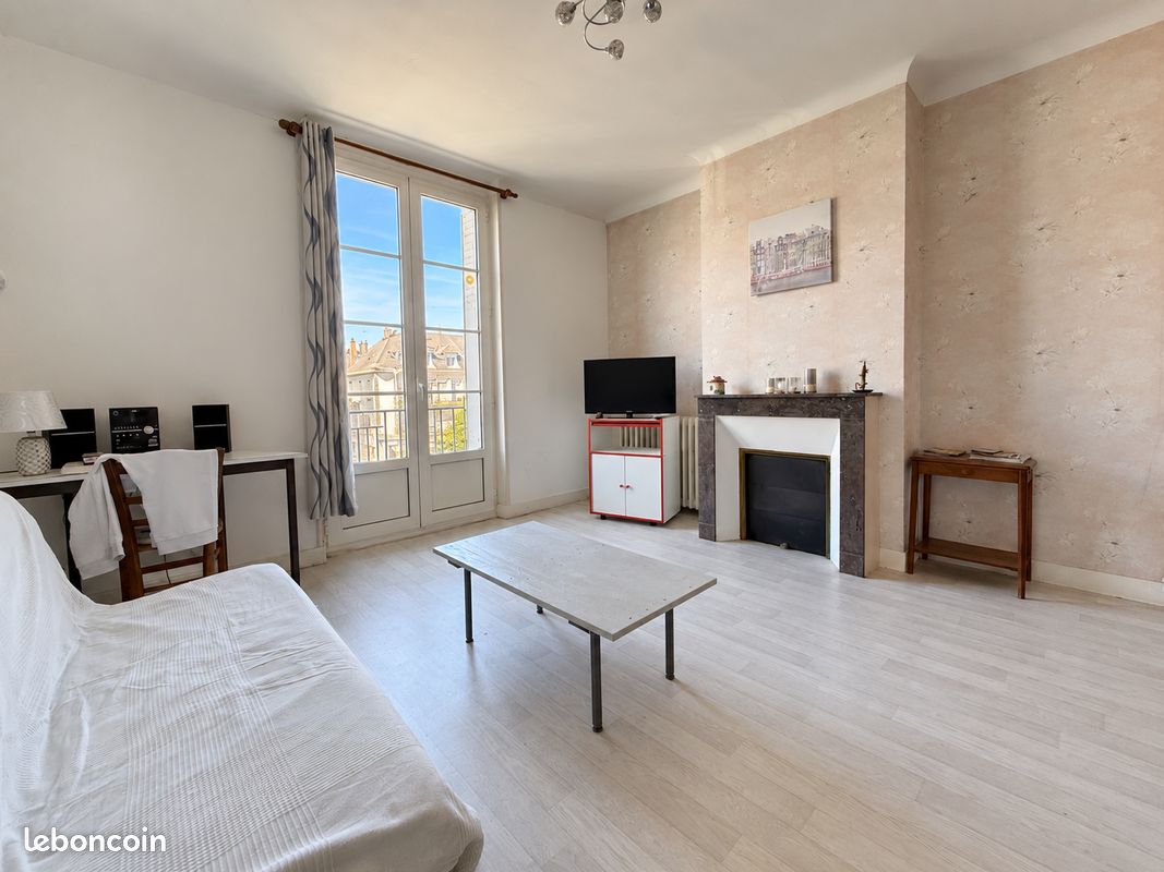 Appartement 2 pièces 45 m² · à Saumur · 45 m² · 110 000 €