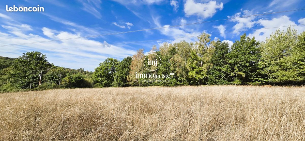 Terrain 2707 m² · à Saint-Yrieix-la-Perche · 2 707 m² · 40 070 €