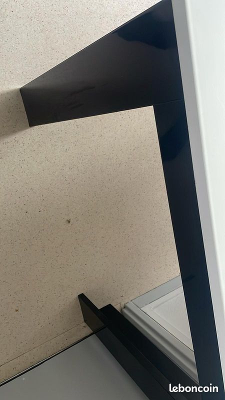 Table (image 2)