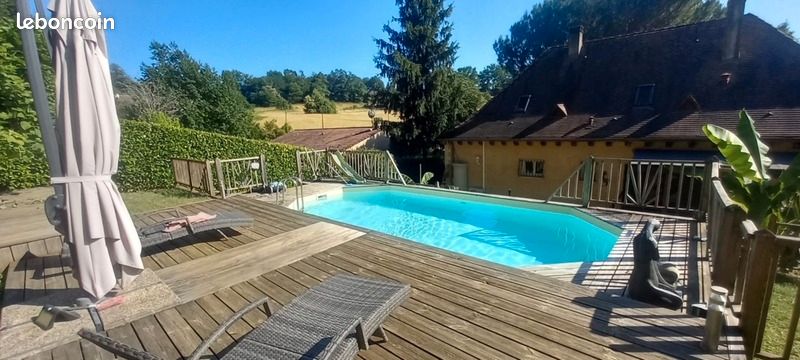 Maison 10 pièces 258 m² · à Sarlat-la-Canéda · 258 m² · 448 000 €