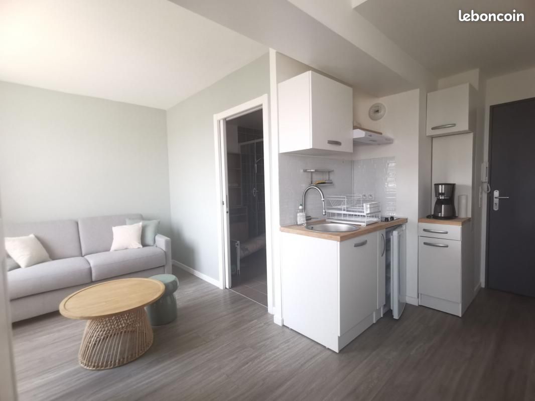 Appartement 1 pièce(s) 21 m²à louer Massy