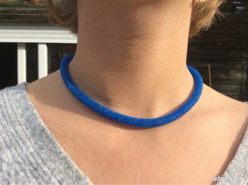 Collier Zwarovski (image 1)