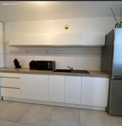 Appartement 3 pièces 64 m² · à Arles · 64 m² · 80 000 €
