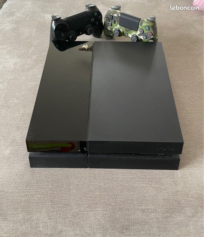 PLAYSTATION 4 très bon état (image 3)