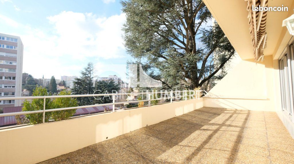 Appartement 5 pièces 118 m² · à Saint-Étienne · 118 m² · 222 000 €