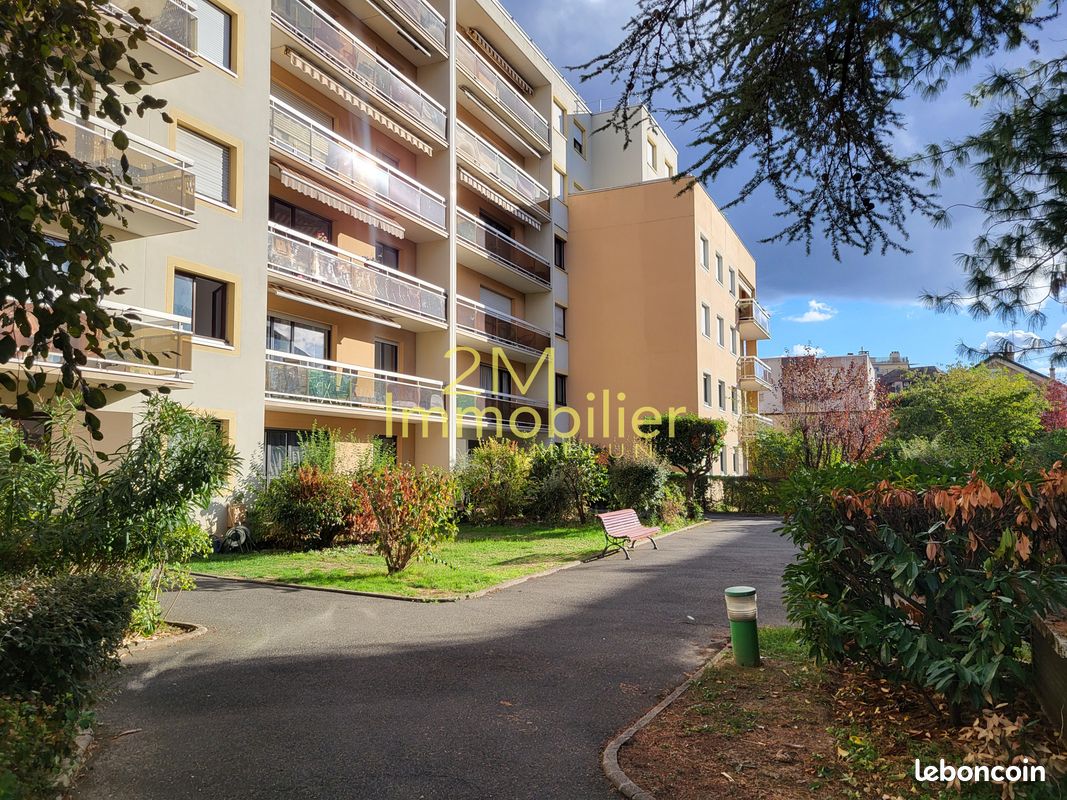 Appartement 3 pièces 69 m² · à Melun · 69 m² · 165 000 €