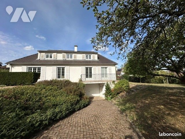 Maison 8 pièces 172 m² · à Heillecourt · 172 m² · 390 000 €