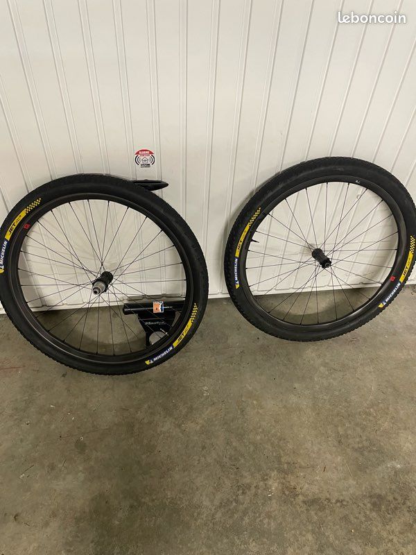 Roues vtt carbone 29pouces Vélos