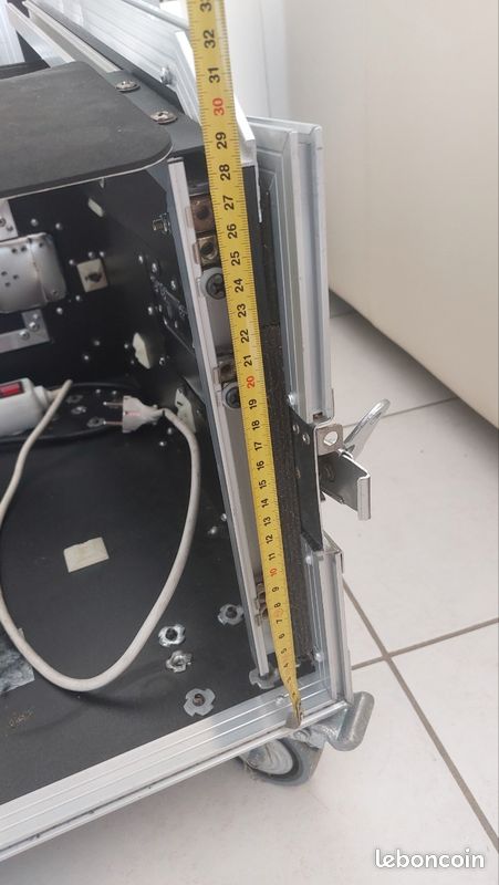 Flight case DJ ou soundcraft UI24R (image 6)