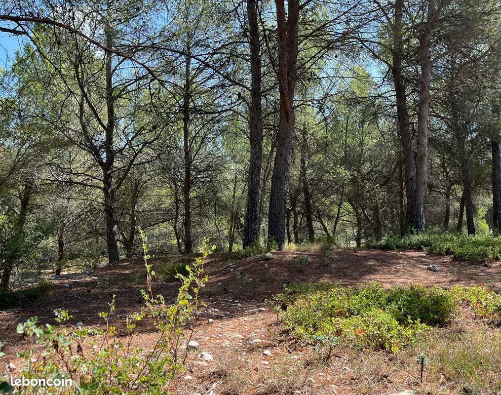 Terrain 940 m² · à Ventabren · 940 m² · 382 000 €