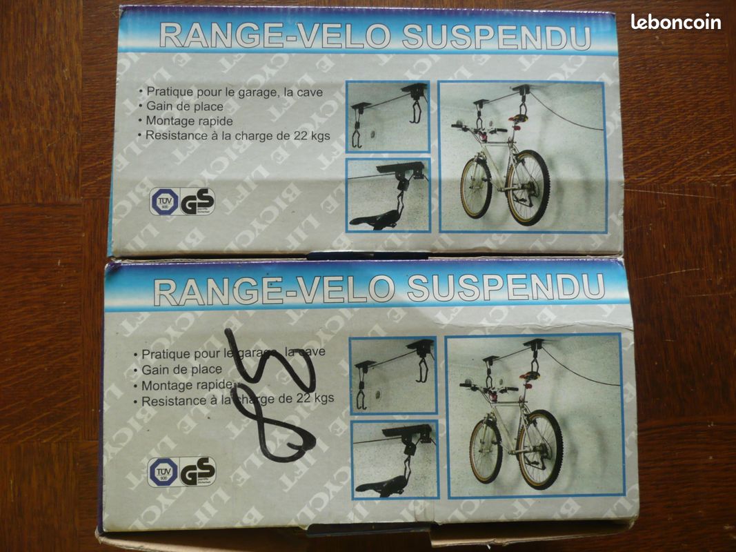 Range-vélo suspendu (image 1)