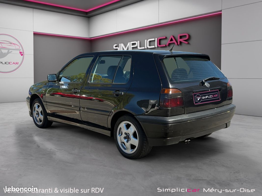 VOLKSWAGEN GOLF 3 VR6 - 174Ch intérieur cuir - Garantie 12 mois (image 6)
