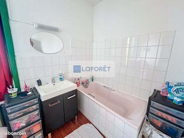 https://img.leboncoin.fr/api/v1/lbcpb1/images/7e/d5/01/7ed501177bed52039df5b5393079d5f0bbfc49e2.jpg?rule=ad-image