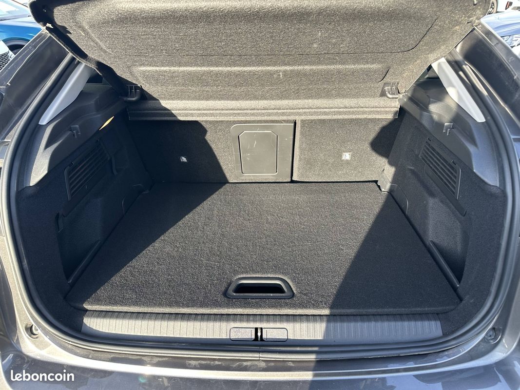 CITROEN C4 BlueHDi 130 EAT8 Max (image 7)