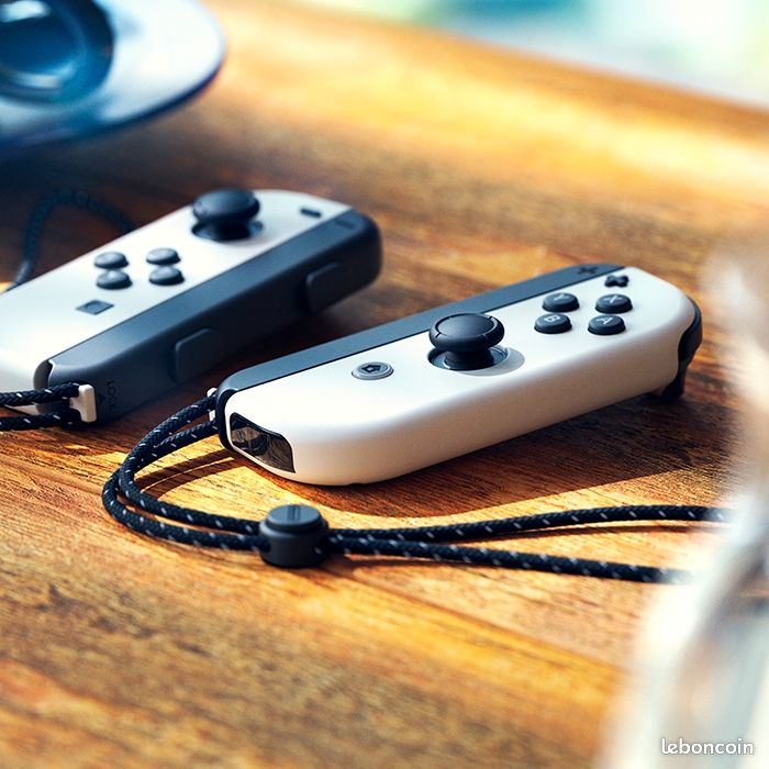 Nintendo Switch OLED – État quasi-neuf (image 8)