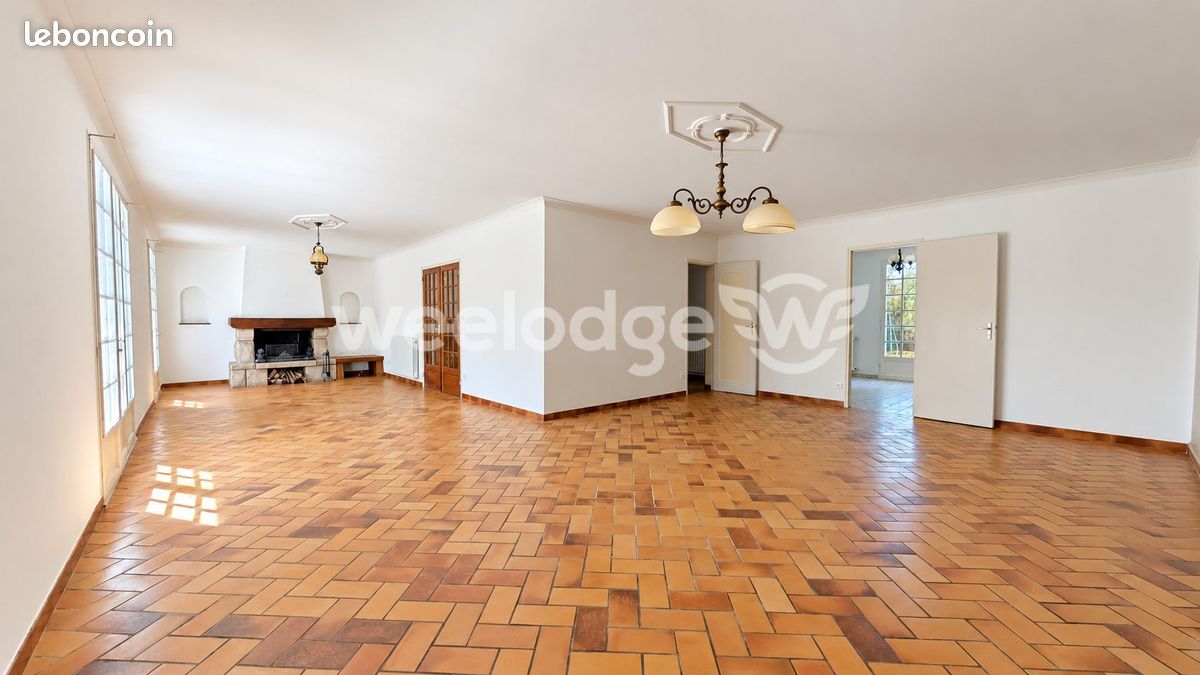 Maison 7 pièces 157 m² · à Sucé-sur-Erdre · 157 m² · 339 000 €