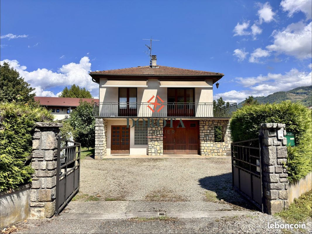 Maison 4 pièces 93 m² · à Domène · 93 m² · 315 000 €