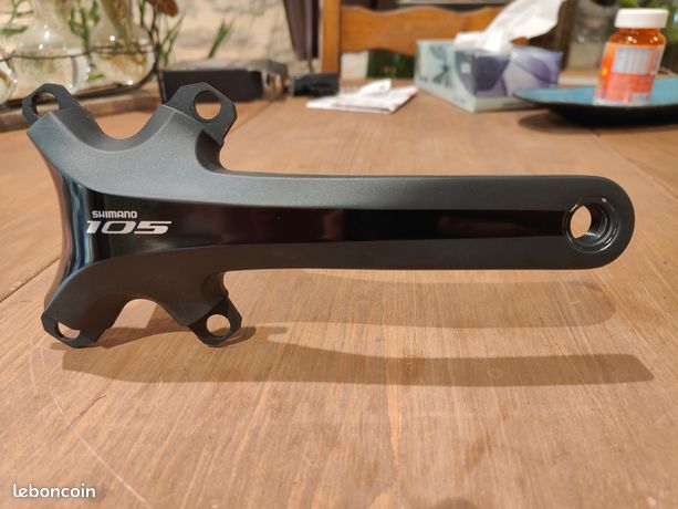Pedalier shimano 105 - Équipements vélos