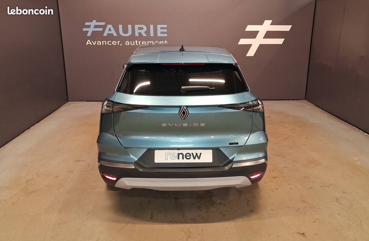 RENAULT Symbioz E-Tech full hybrid 145 Iconic (image 6)