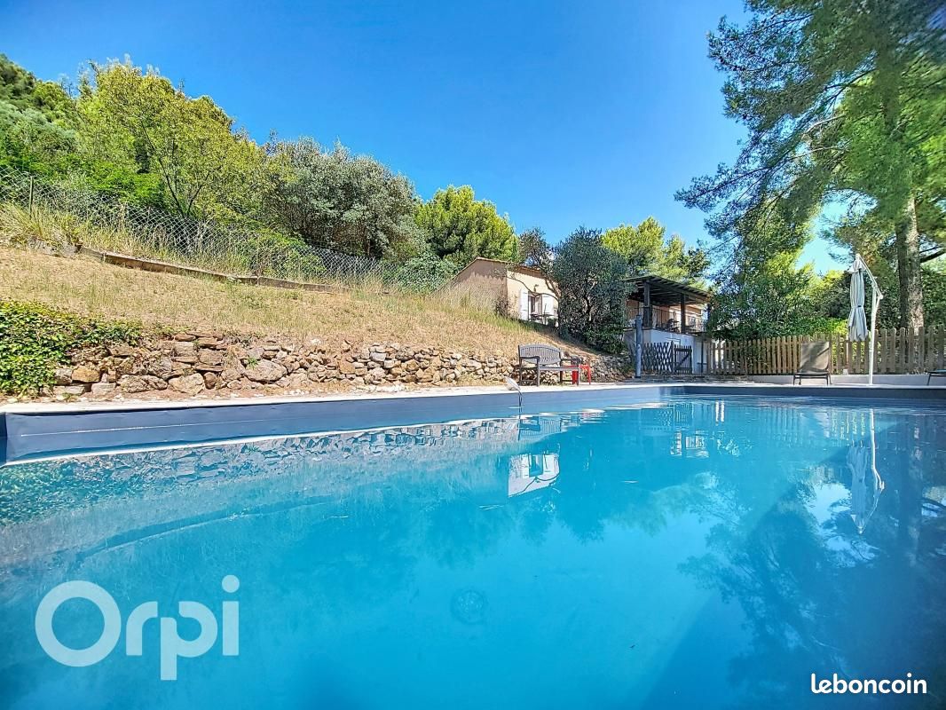 Maison 5 pièces 120 m² · à Le Beausset · 120 m² · 470 000 €