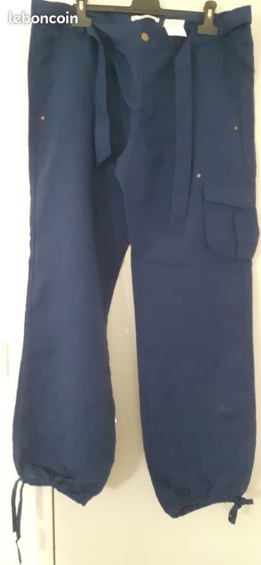 Pantalon neuf T 42/44 (image 2)