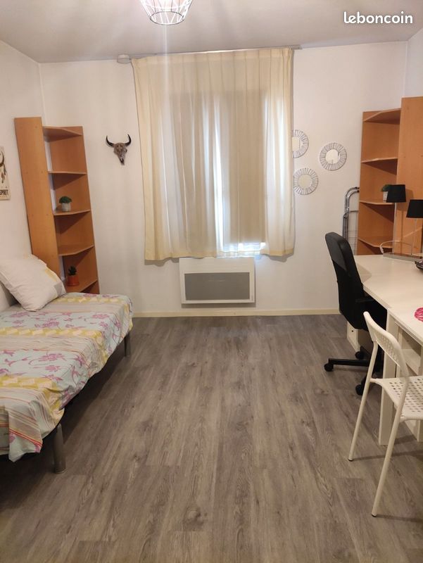 Appartement 1 pièce 21 m² · à Nîmes · 21 m² · 500 €
